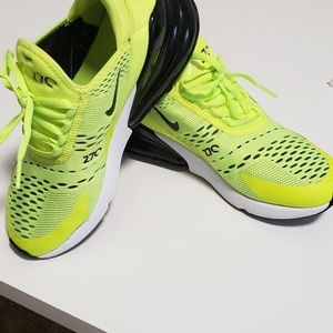 Nike air max run smaller like big 6 small 7 -;)